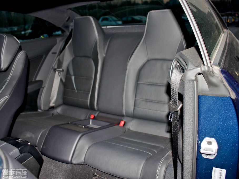 2012��YE���p�T E 260 CGI Coupe