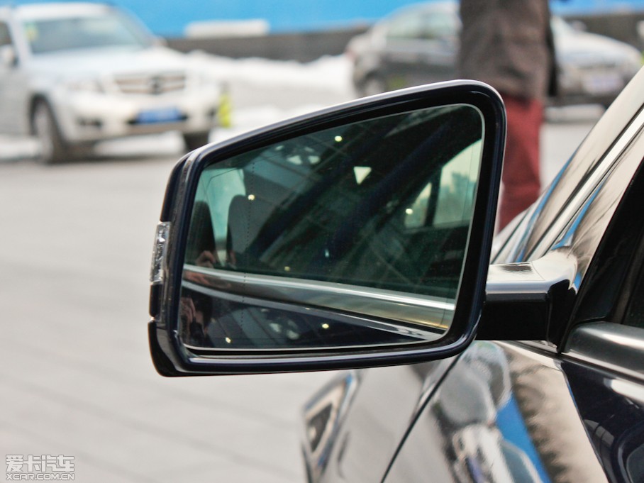 2012��YE���p�T E 260 CGI Coupe