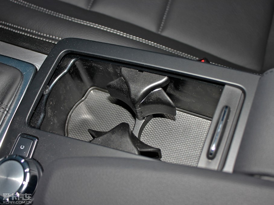 2012��YE���p�T E 260 CGI Coupe