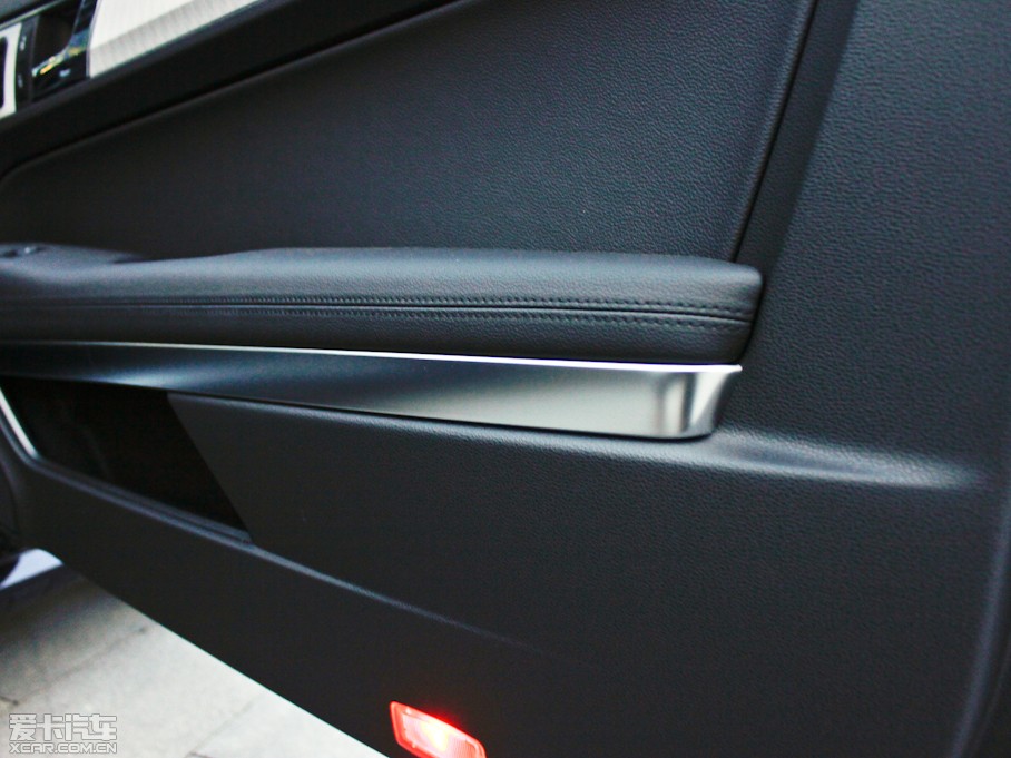 2012��YE���p�T E 260 CGI Coupe