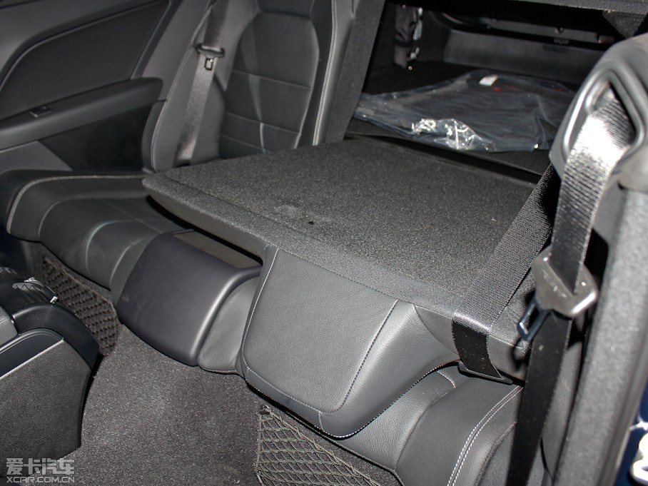 2012��YE���p�T E 260 CGI Coupe