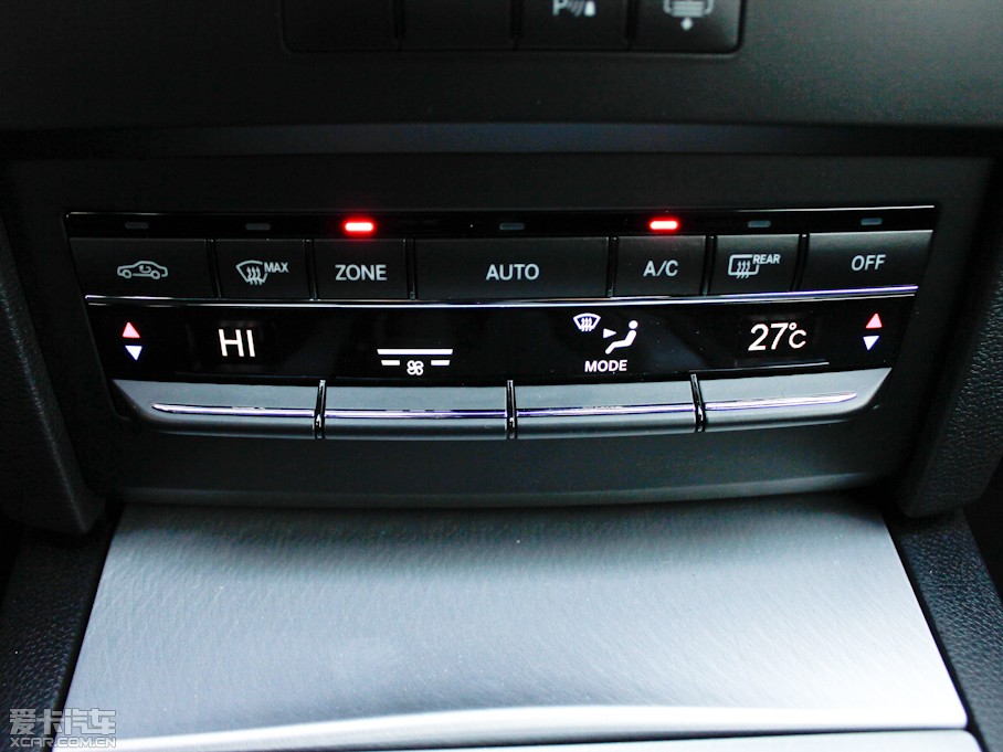 2012��YE���p�T E 260 CGI Coupe