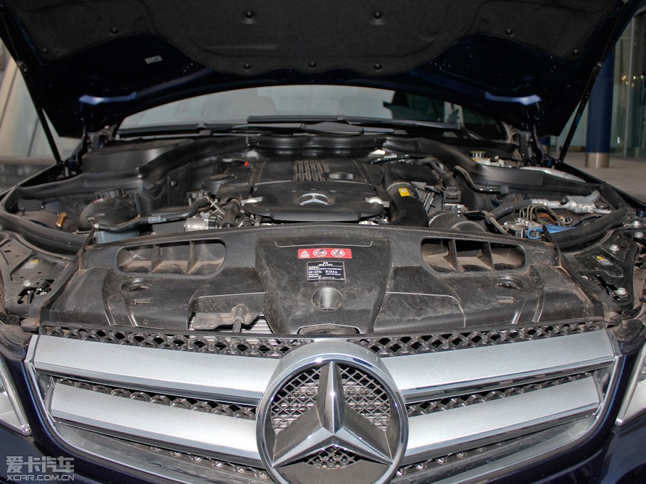 2012��YE���p�T E 260 CGI Coupe