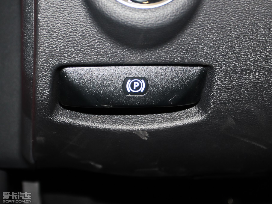 2012��YE���p�T E 200 CGI Coupe