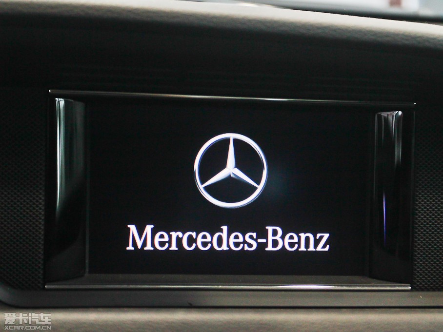 2012��YE���p�T E 200 CGI Coupe