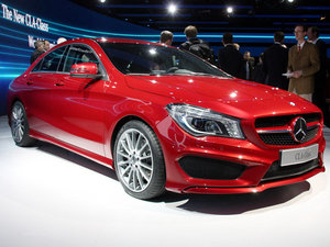 2013CLA 220 w^