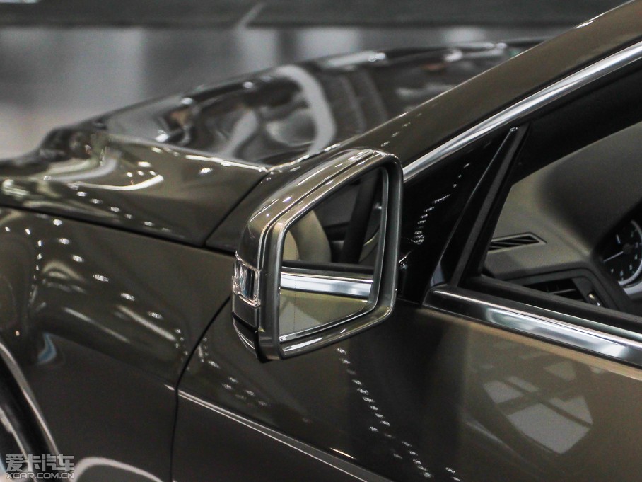 2012YE E 260 CGI I܇