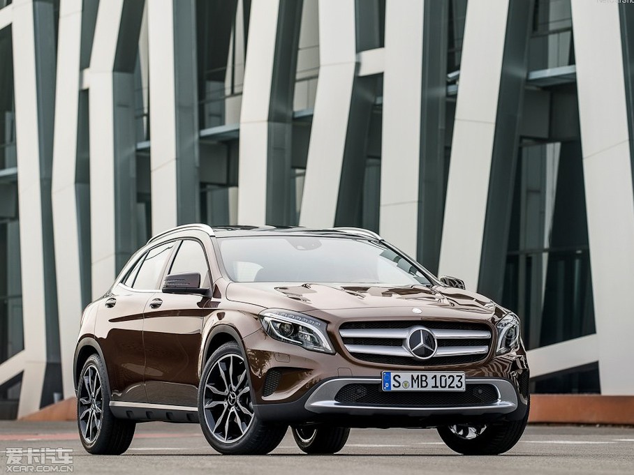 2013YGLA(M) GLA 220