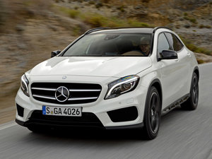 2013GLA 250 w^