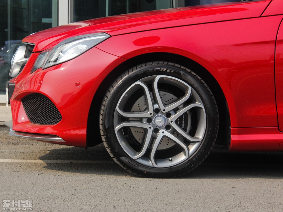 2014��YE���p�T E 200 Coupe