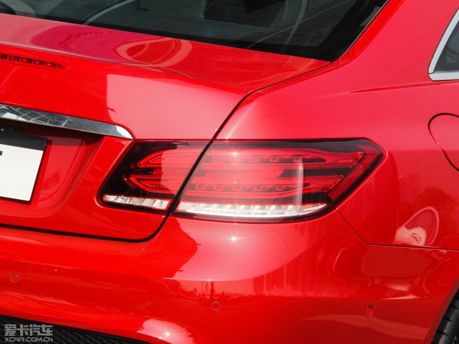 2014��YE���p�T E 200 Coupe