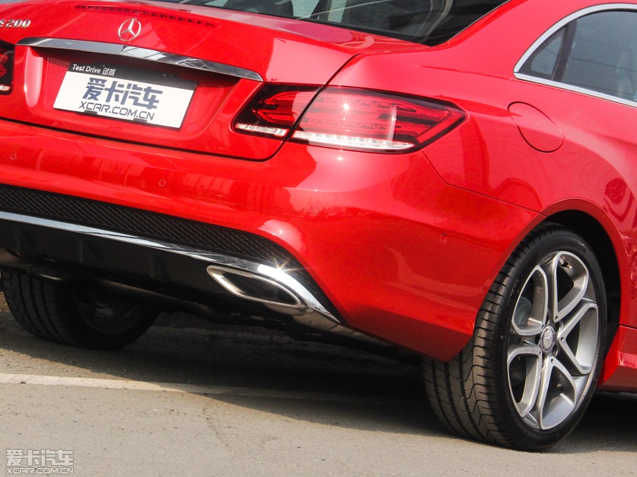 2014��YE���p�T E 200 Coupe