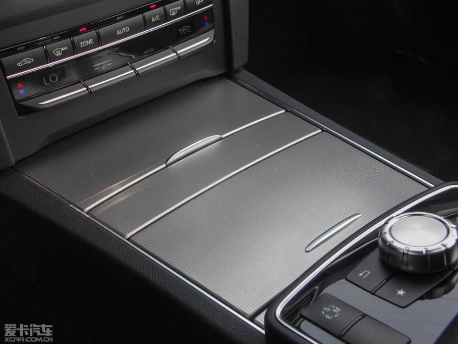 2014��YE���p�T E 200 Coupe