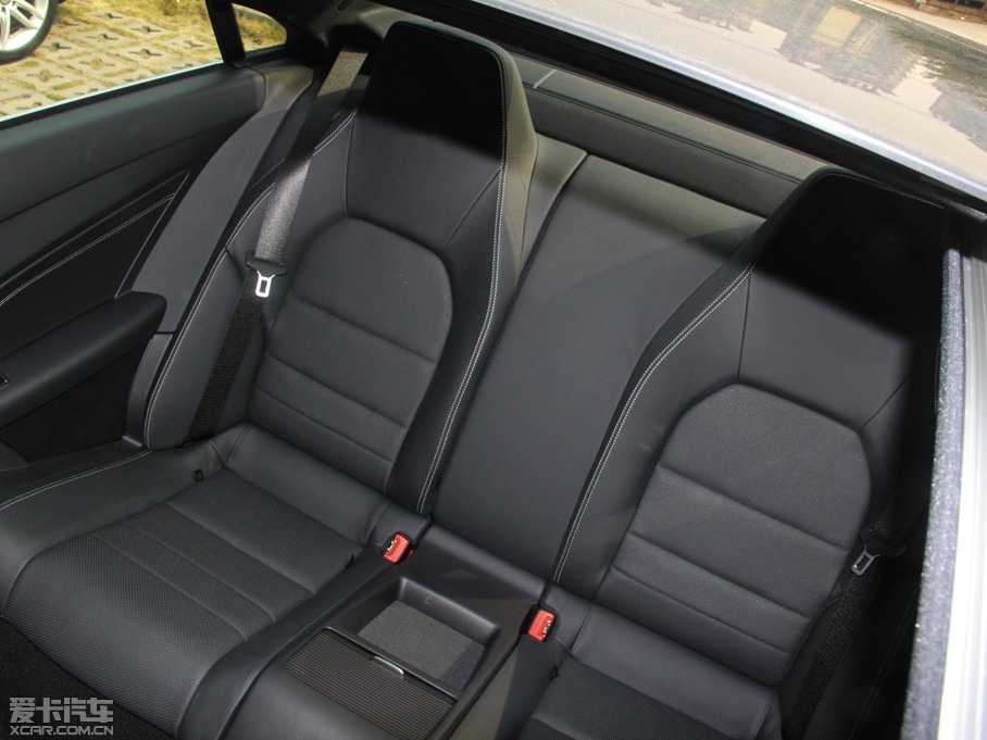 2014��YE���p�T E 200 Coupe