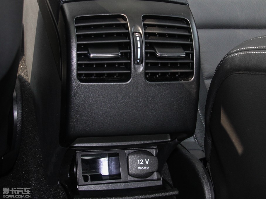 2014��YE���p�T E 200 Coupe