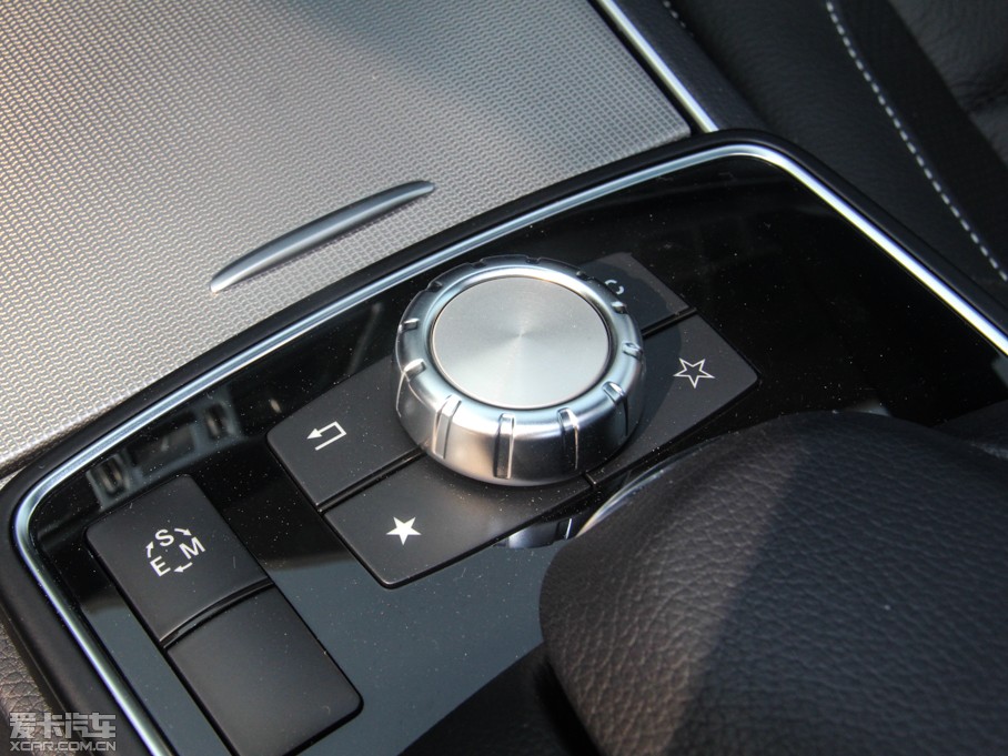 2014��YE���p�T E 200 Coupe