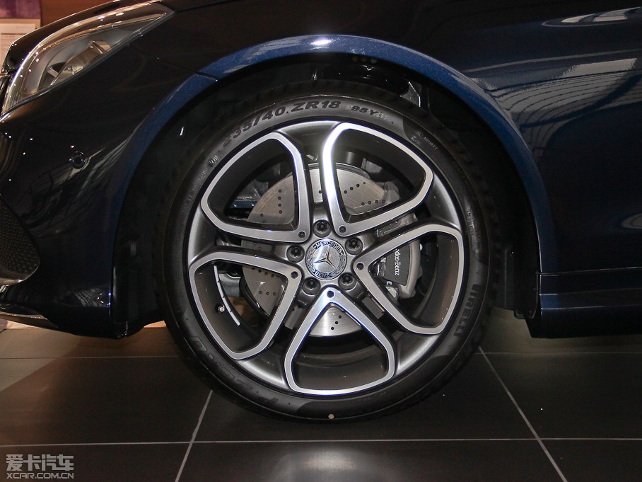 2014��YE���p�T E 200 Coupe