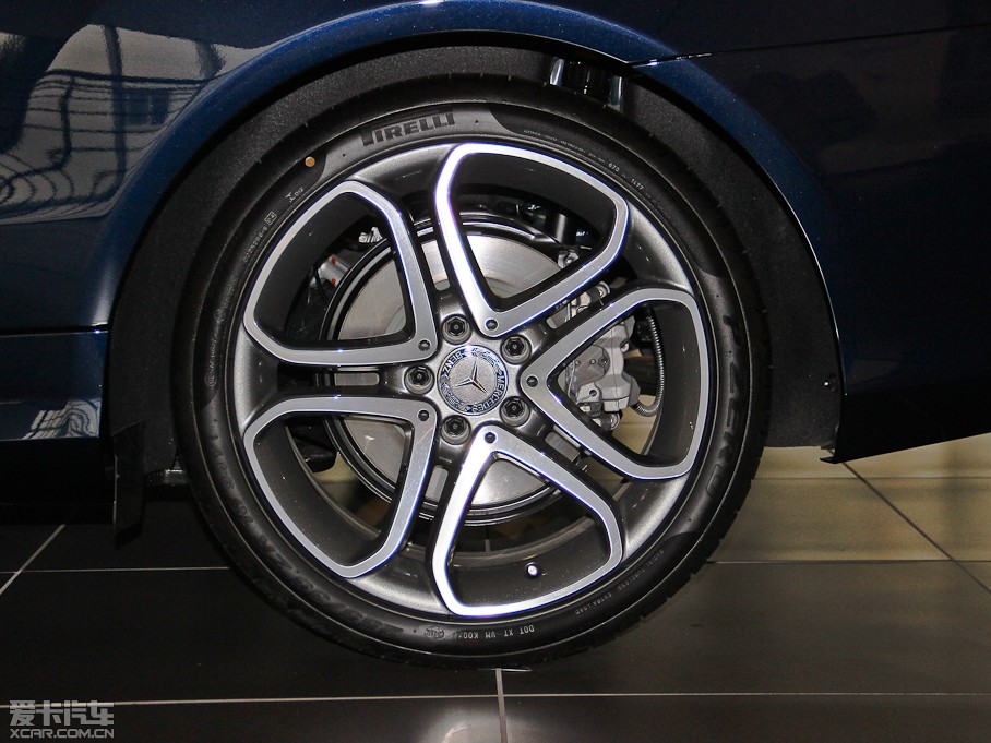 2014��YE���p�T E 200 Coupe