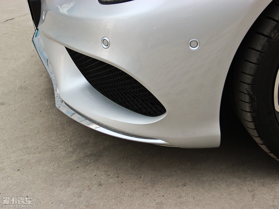 2014��YE���p�T E 200 Coupe