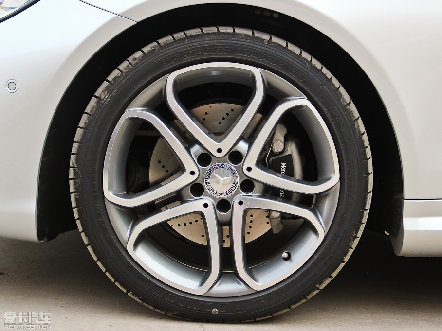 2014��YE���p�T E 200 Coupe