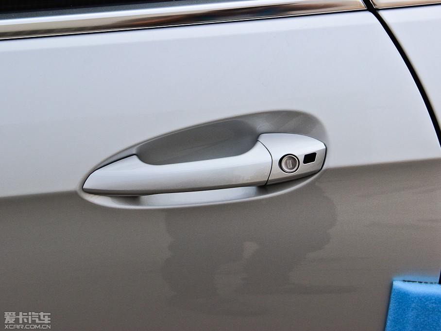 2014��YE���p�T E 200 Coupe