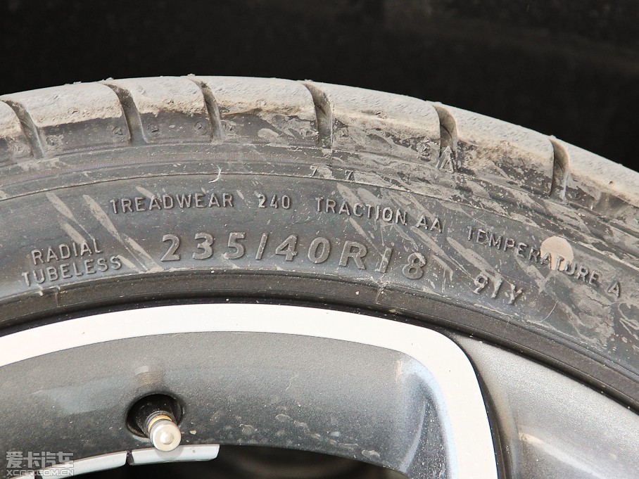 2014��YE���p�T E 200 Coupe