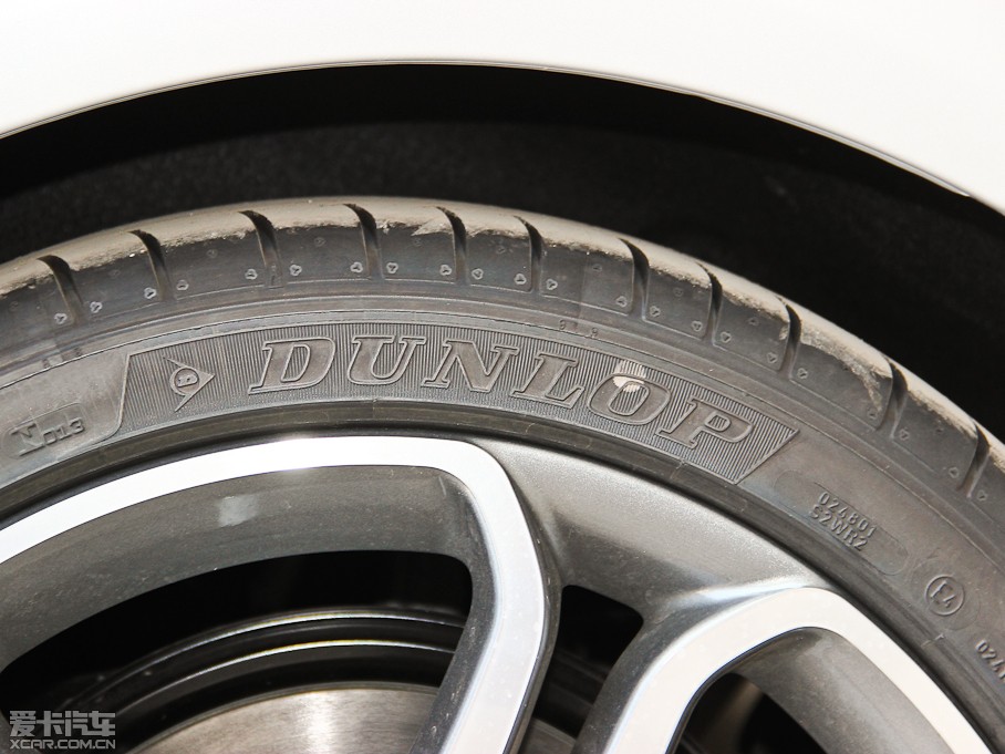 2014��YE���p�T E 200 Coupe