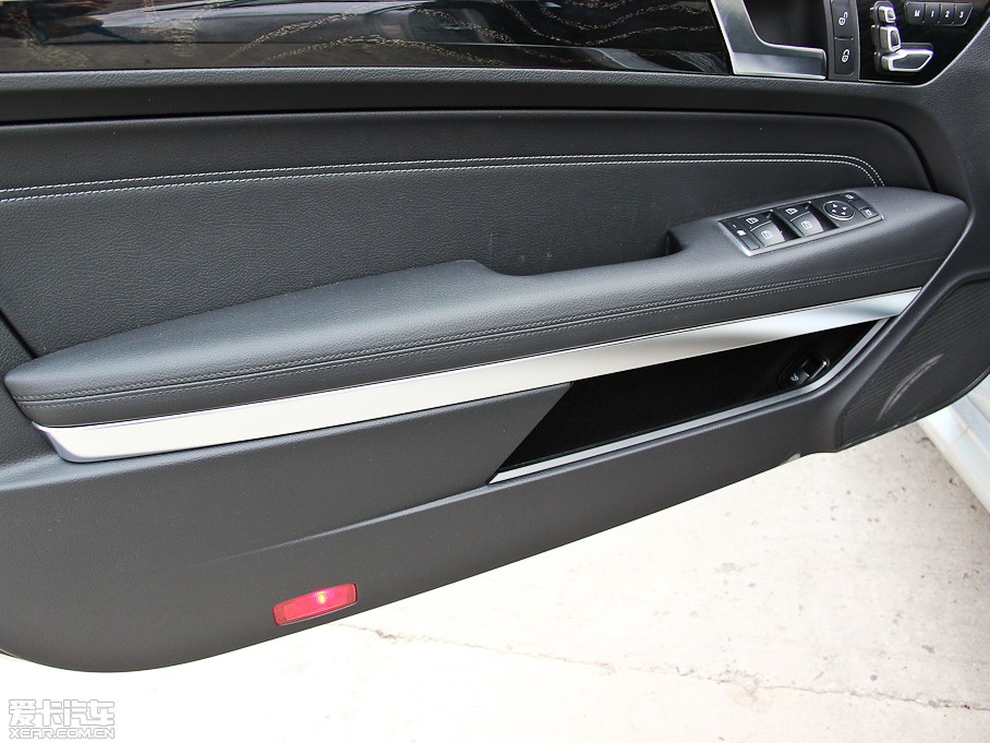 2014��YE���p�T E 200 Coupe