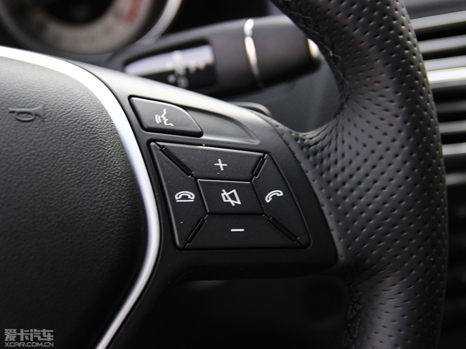 2014��YE���p�T E 200 Coupe