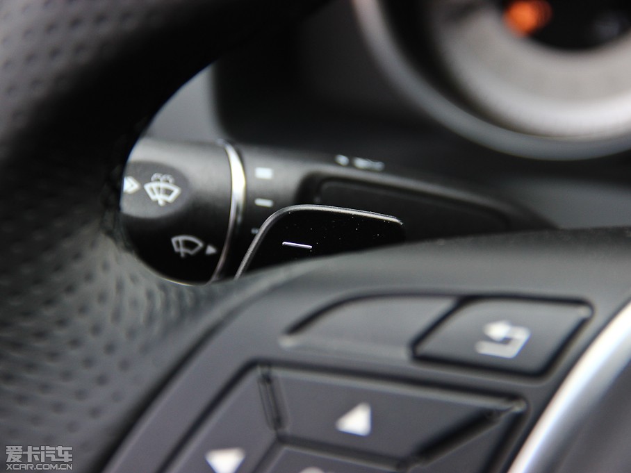 2014��YE���p�T E 200 Coupe