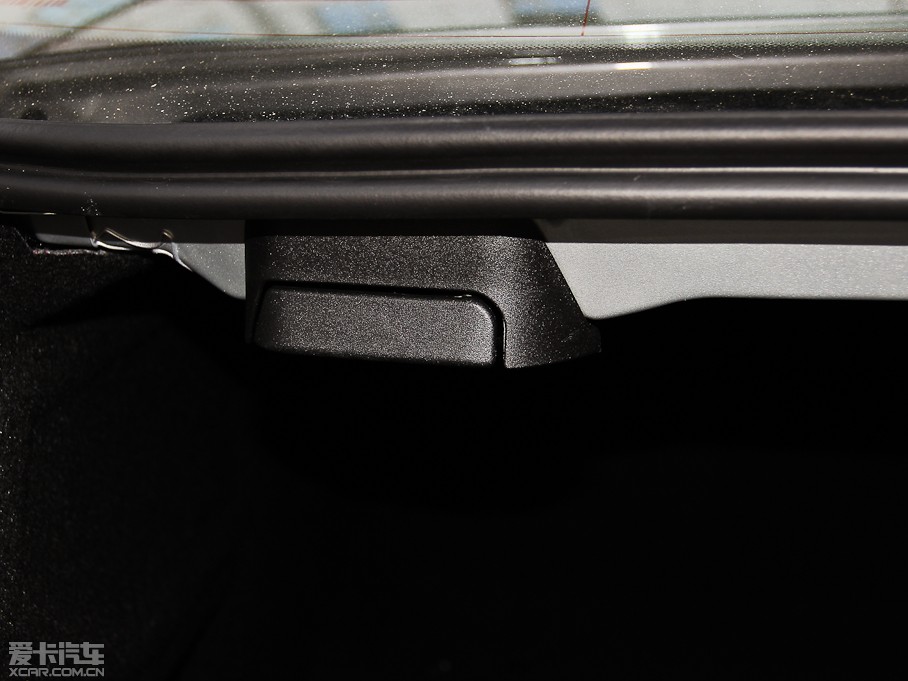 2014��YE���p�T E 200 Coupe