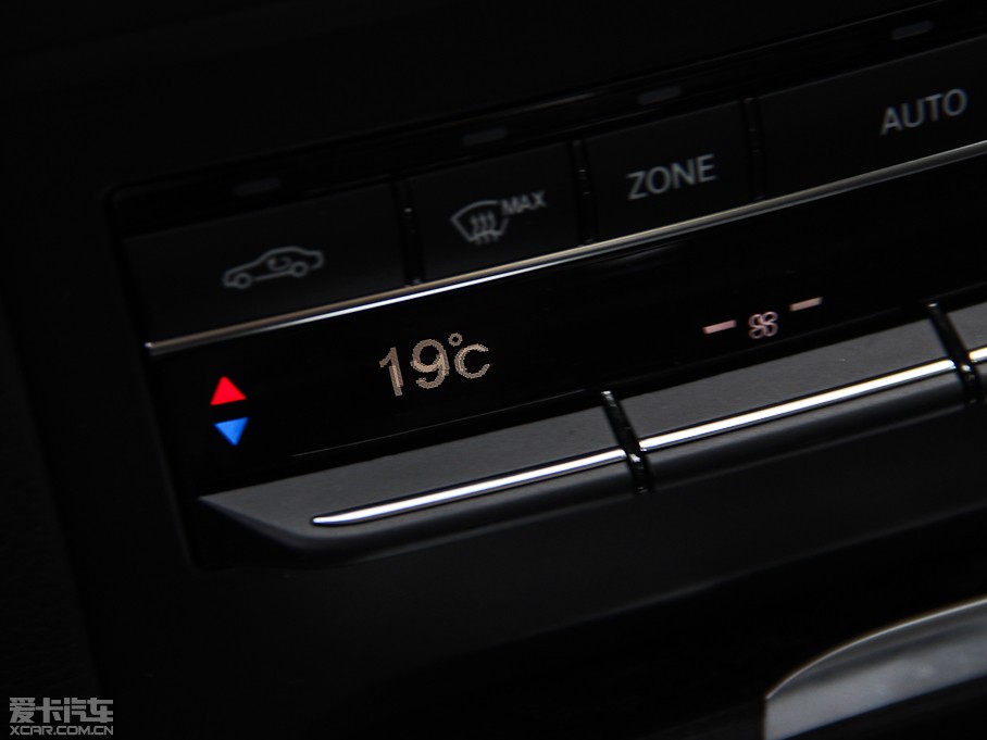 2014��YE���p�T E 200 Coupe