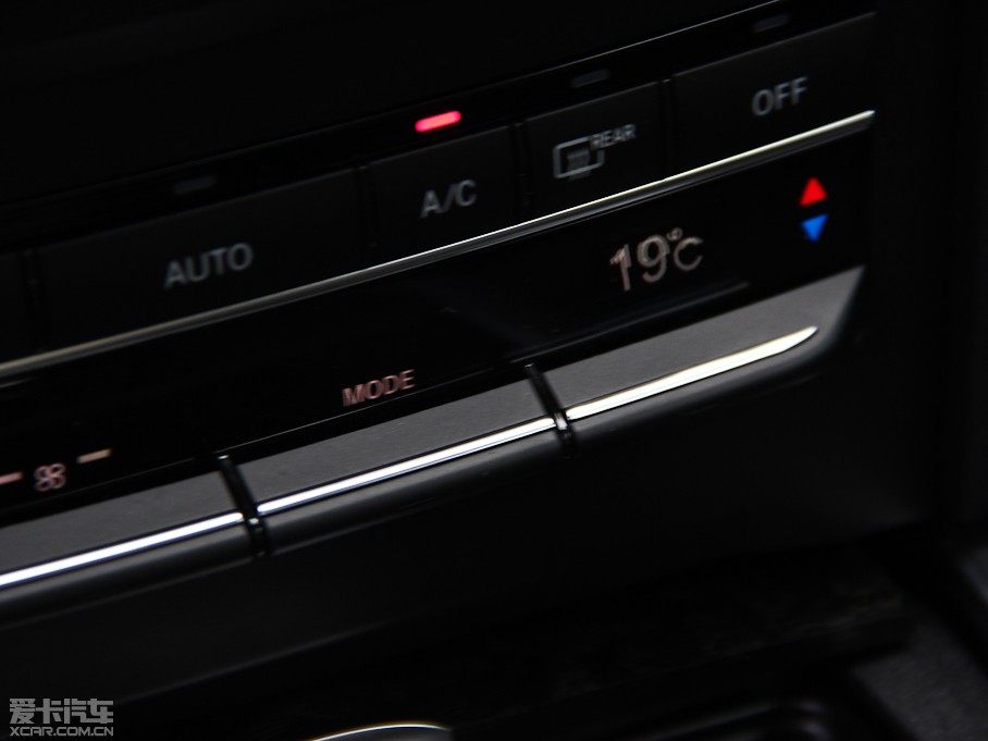 2014��YE���p�T E 200 Coupe