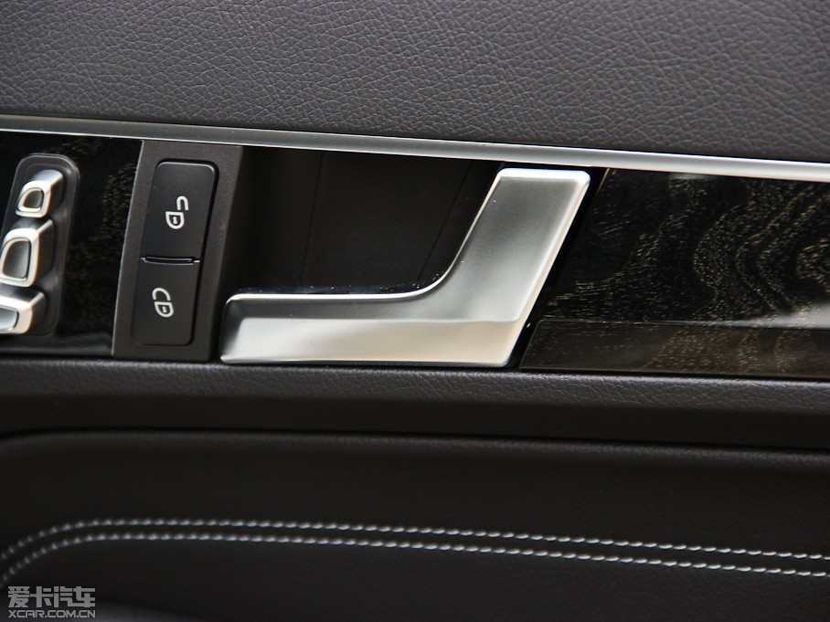 2014��YE���p�T E 200 Coupe