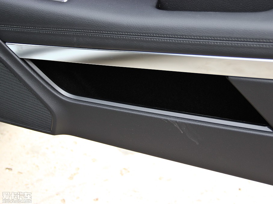 2014��YE���p�T E 200 Coupe