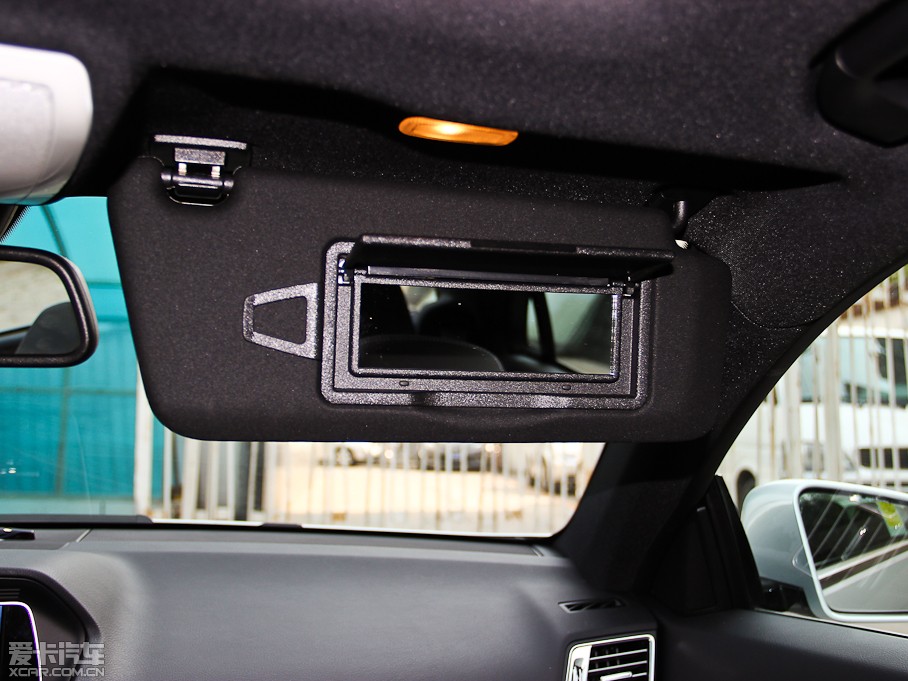 2014��YE��(j��)�p�T E 200 Coupe