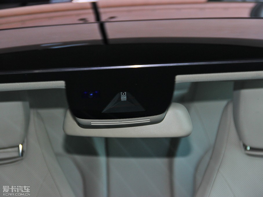 2014��YE���p�T E 320 Coupe