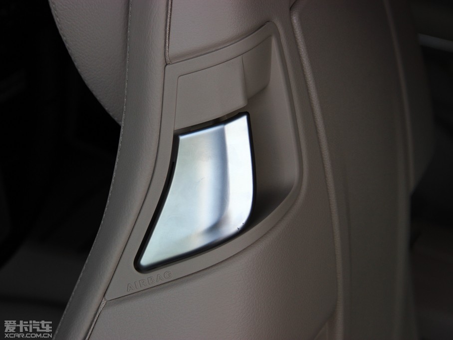 2014��YE���p�T E 320 Coupe