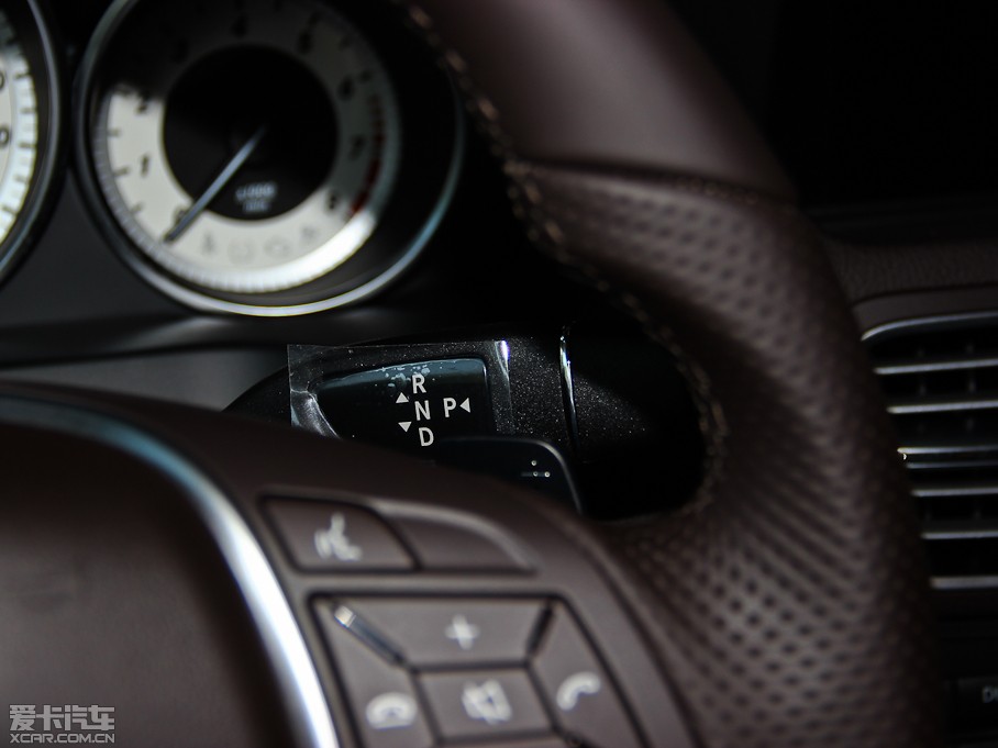 2014��YE���p�T E 320 Coupe