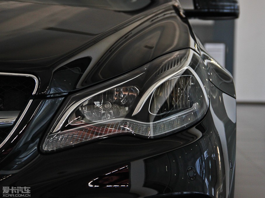 2014��YE���p�T E 200 Coupe