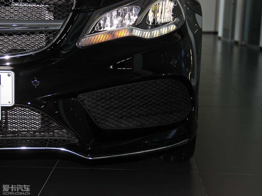 2014��YE���p�T E 200 Coupe