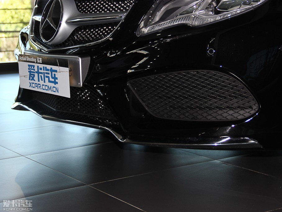 2014��YE���p�T E 200 Coupe