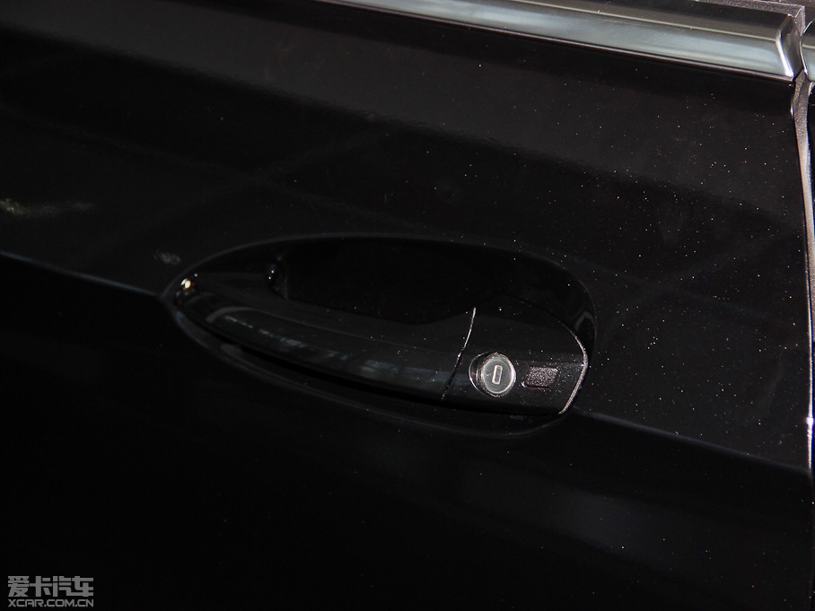 2014��YE���p�T E 200 Coupe