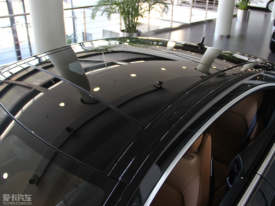 2014��YE���p�T E 200 Coupe