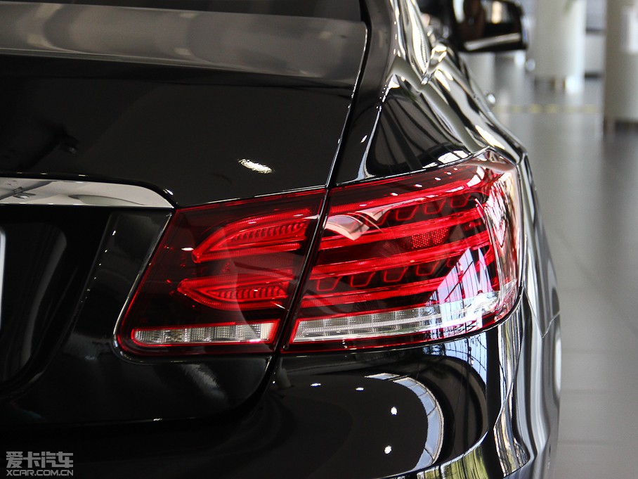 2014��YE���p�T E 200 Coupe