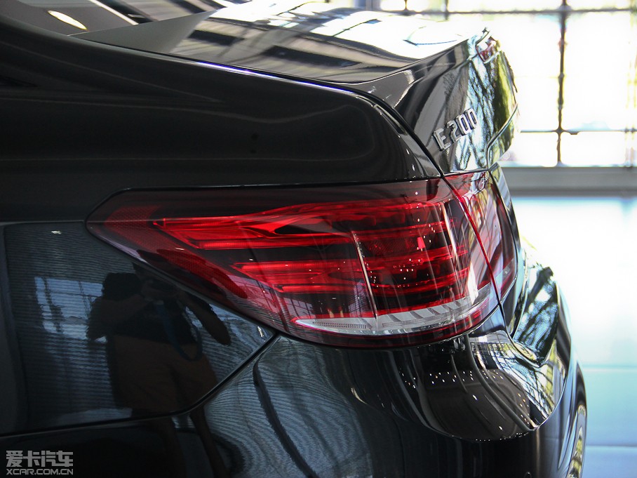 2014��YE���p�T E 200 Coupe