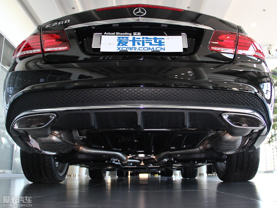 2014��YE���p�T E 200 Coupe