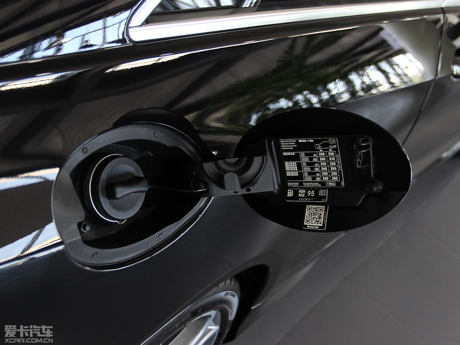 2014��YE���p�T E 200 Coupe