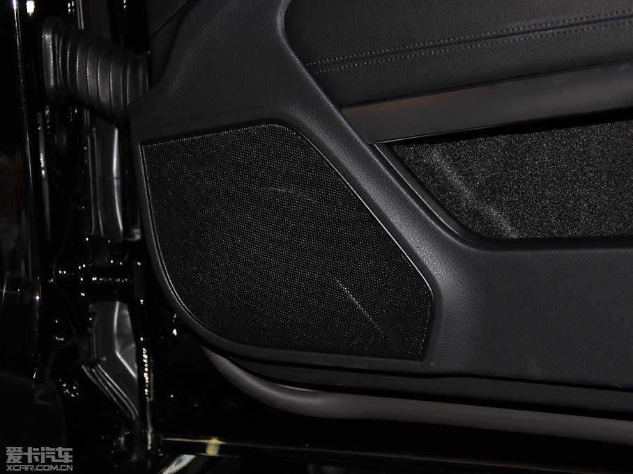 2014��YE���p�T E 200 Coupe