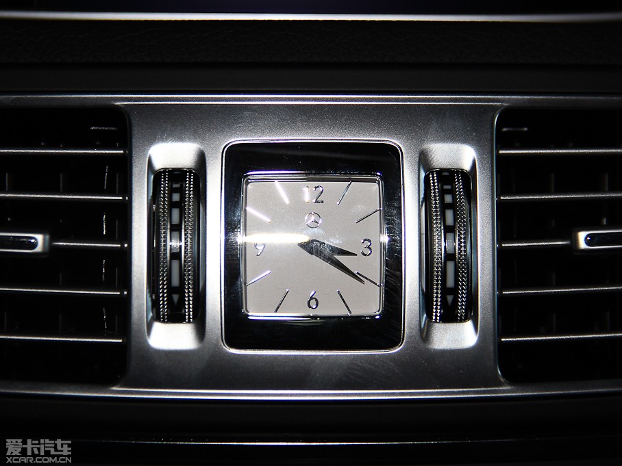 2014��YE���p�T E 200 Coupe